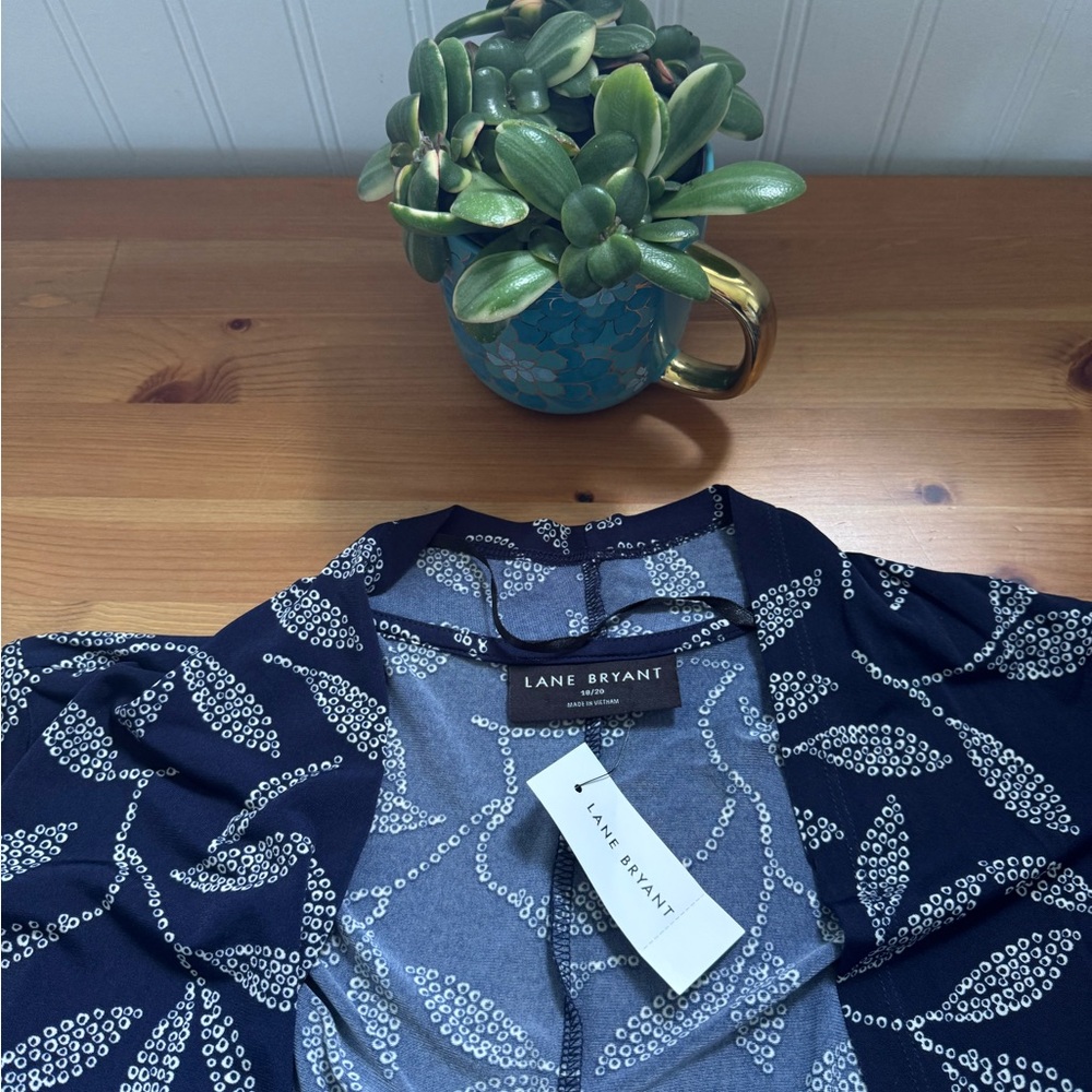 Lane Bryant Blue Floral Open Relaxed Overpiece Size 18/20 2X New With Tags - Picture 2 of 8